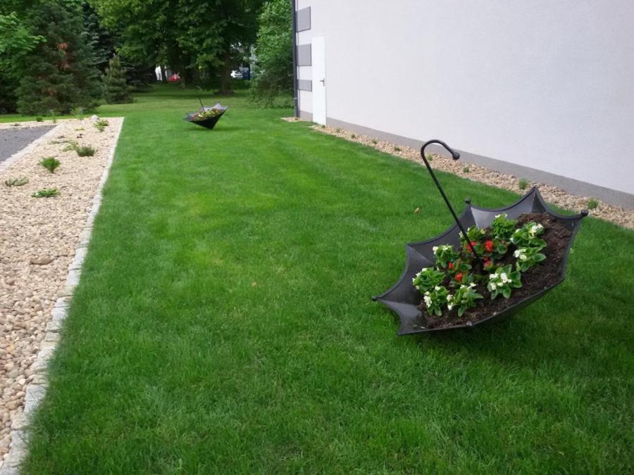 Park Hotel Dobrodzien Екстериор снимка