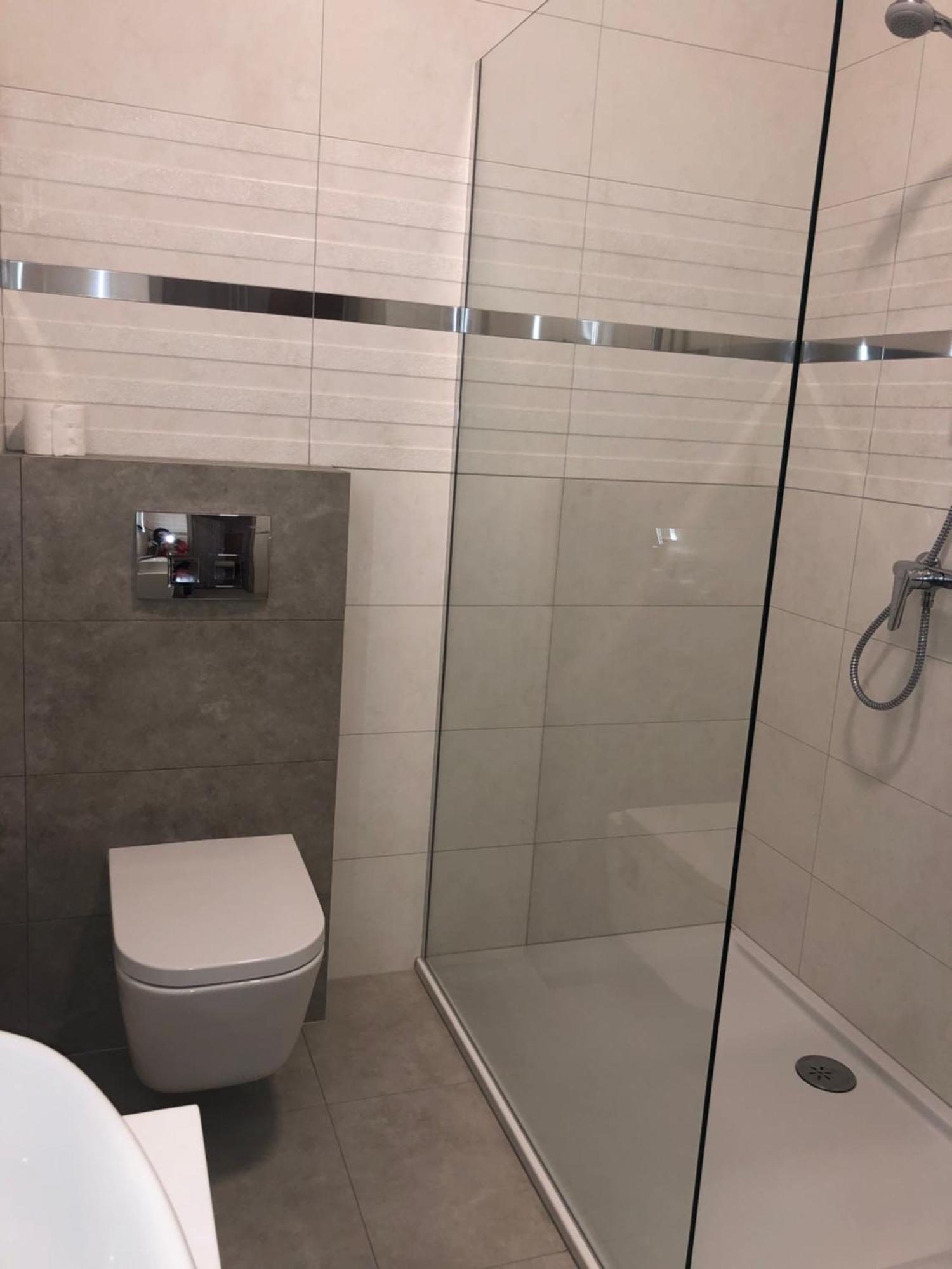Park Hotel Dobrodzien Екстериор снимка